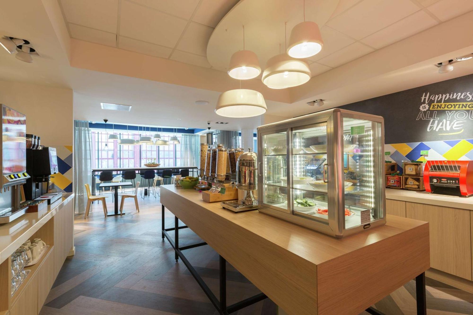 Hampton By Hilton Station Antwerp